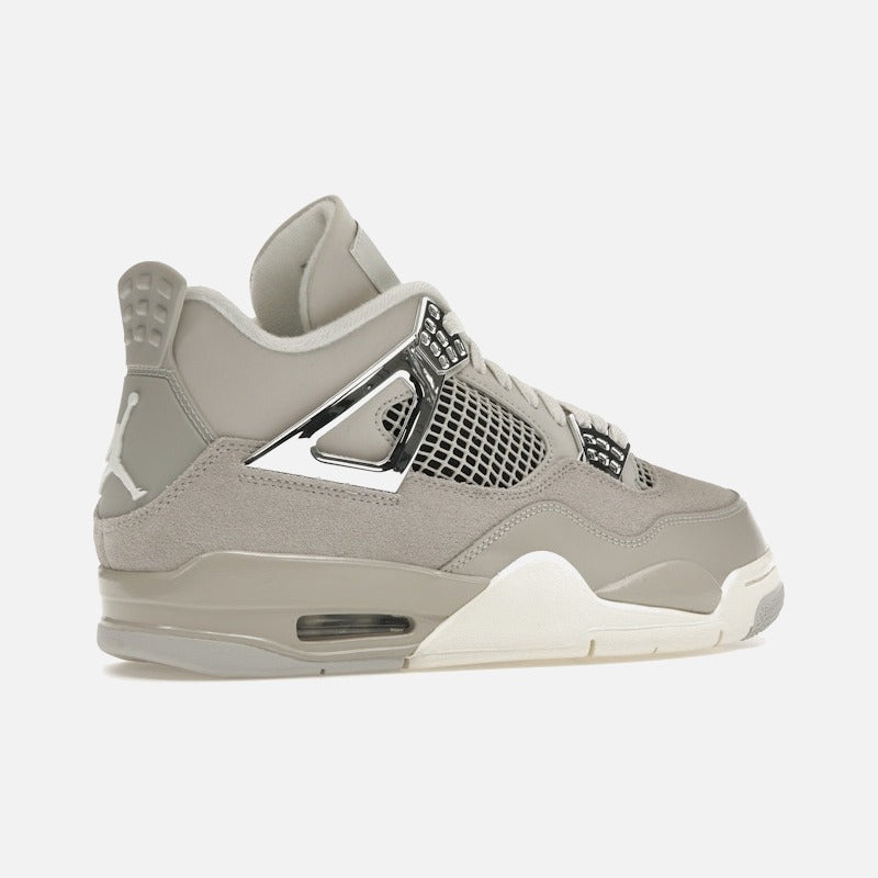jordan 4 retro frozen moments (women's)