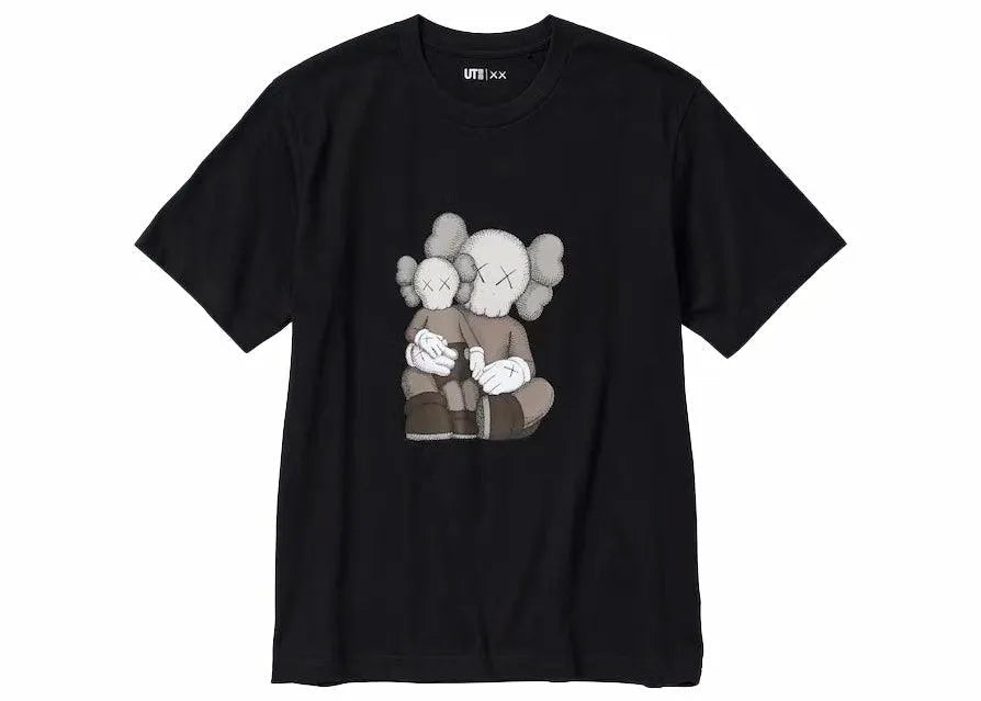 kaws x uniqlo ut short sleeve graphic t-shirt black