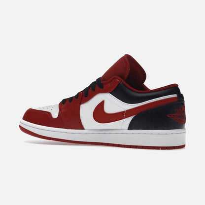 jordan 1 low bulls