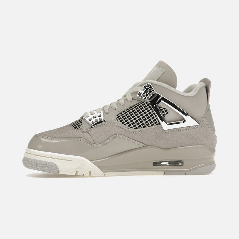 jordan 4 retro frozen moments (women's)