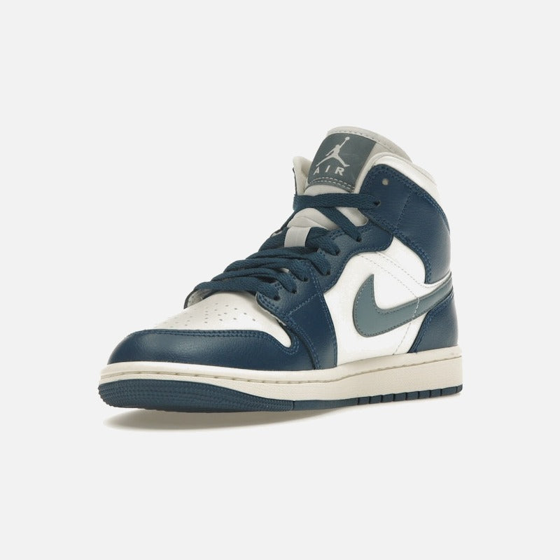 Jordan 1 Mid French Blue