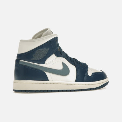 Jordan 1 Mid French Blue