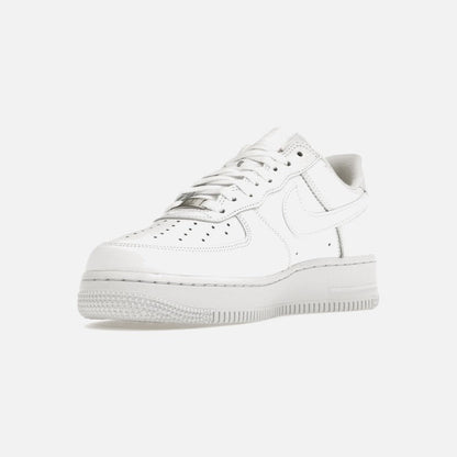 nike air force 1 low supreme white