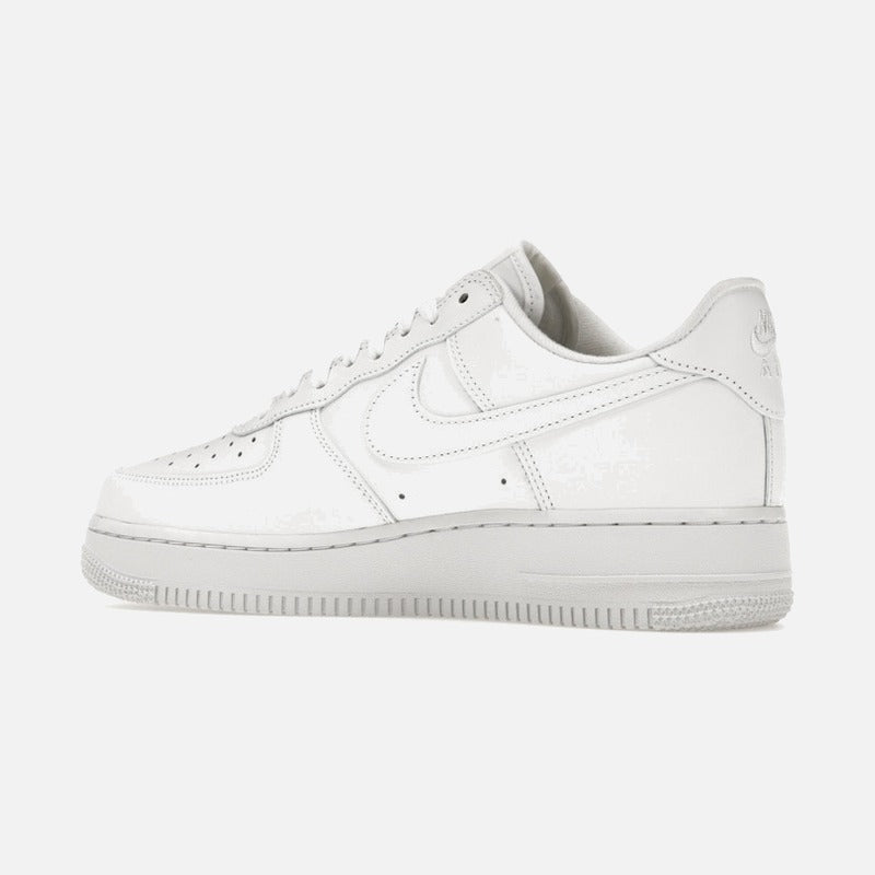 nike air force 1 low supreme white