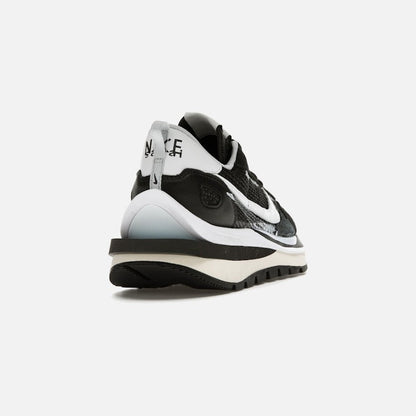 Nike Vaporwaffle Sacai Black White