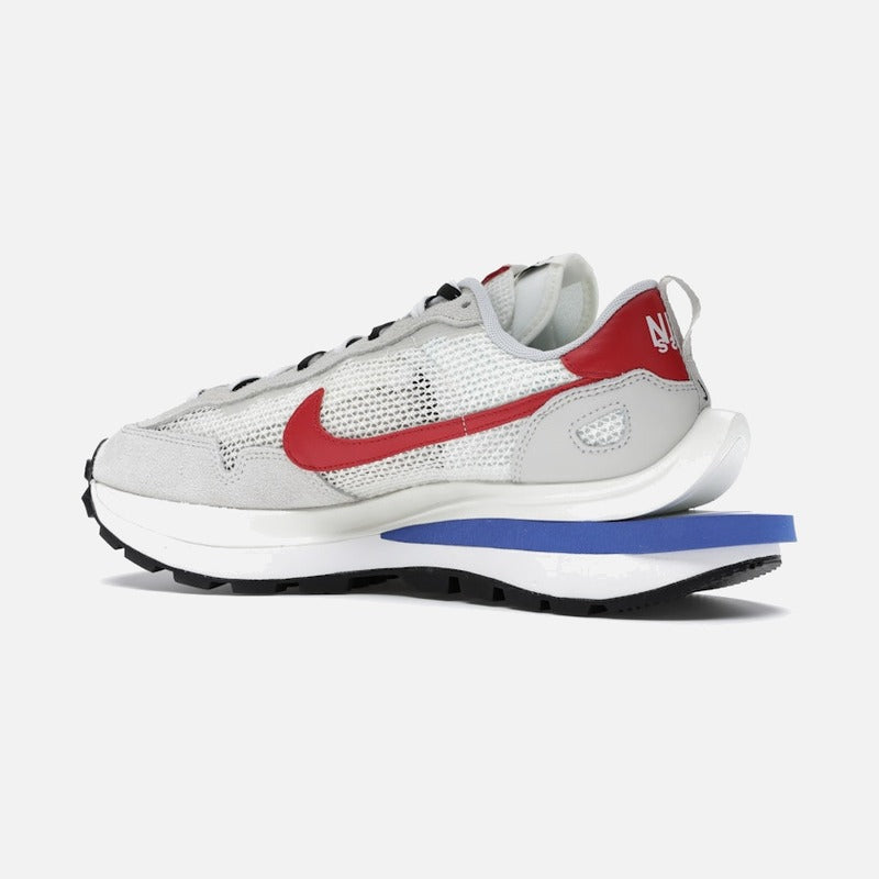 nike vaporwaffle sacai sport fuchsia game royal