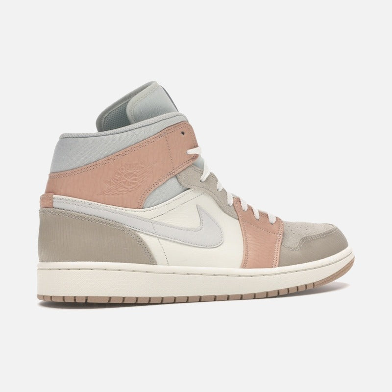 Jordan 1 Mid Milan