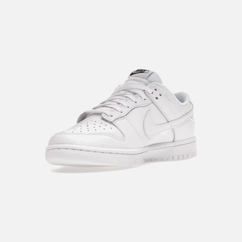 nike dunk low triple white (2021) (w)