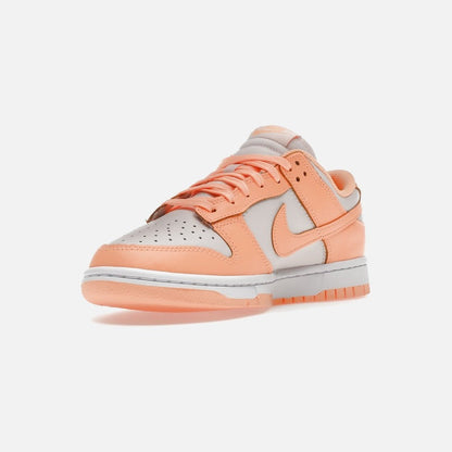nike dunk low peach cream (w)