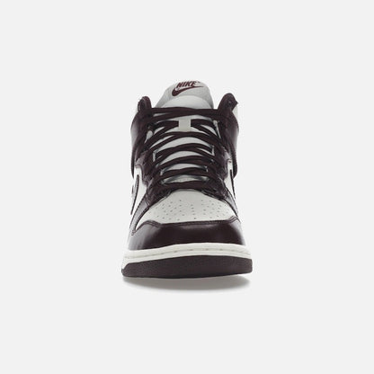 nike dunk high burgundy crush (w)