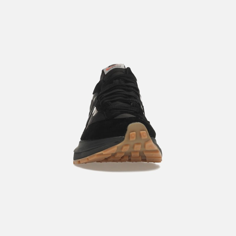 nike vaporwaffle sacai black gum