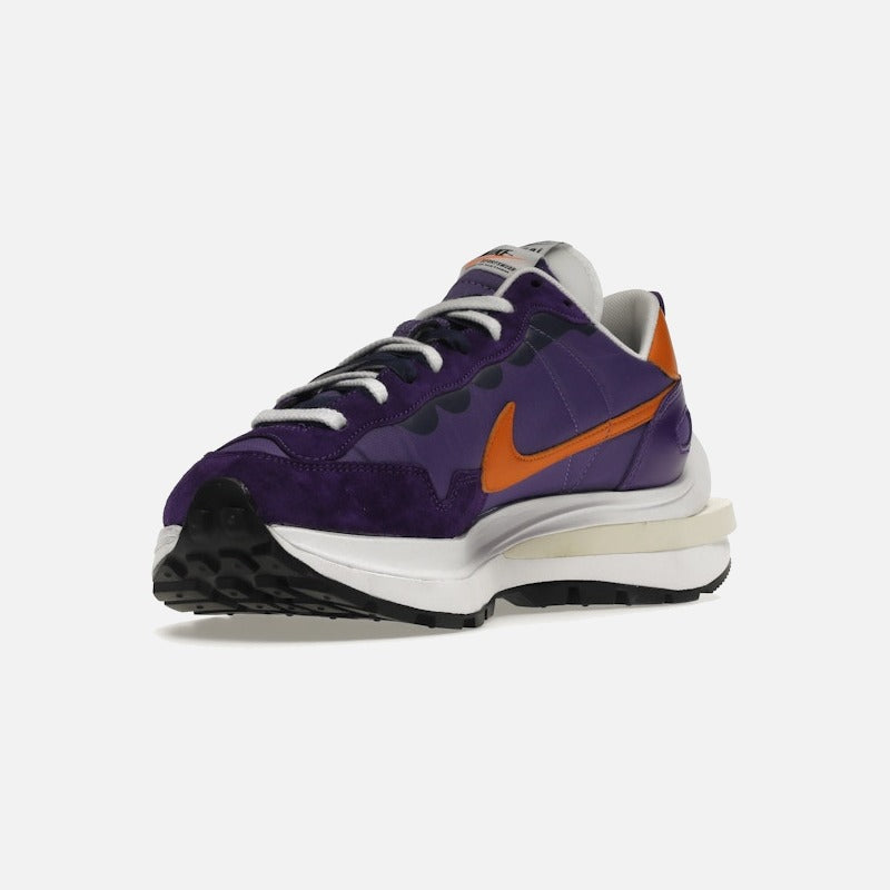 nike vaporwaffle sacai dark iris