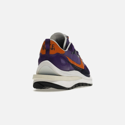 nike vaporwaffle sacai dark iris