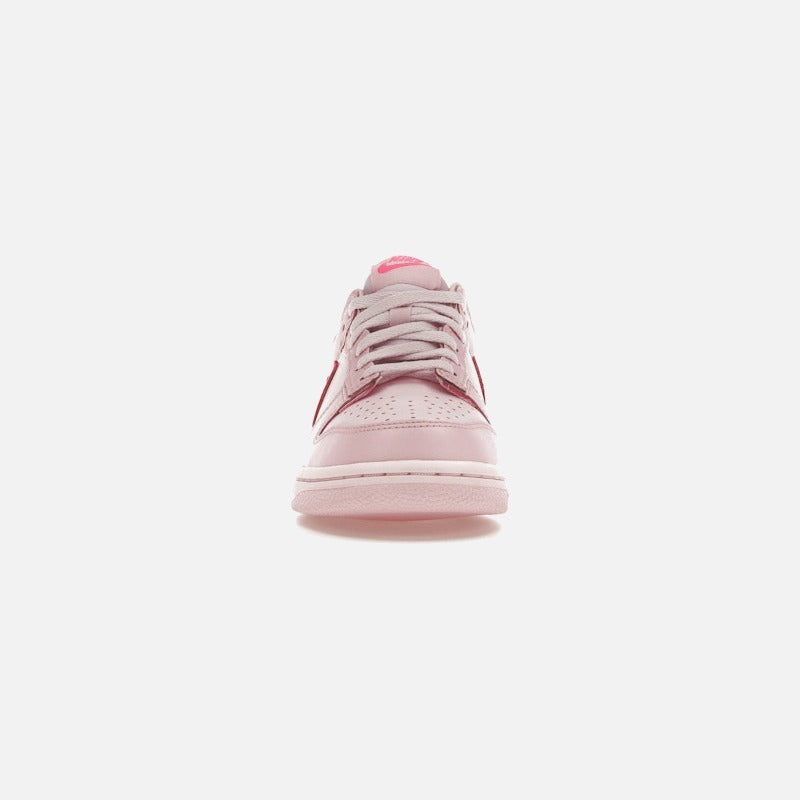 nike dunk low triple pink (Barbie)