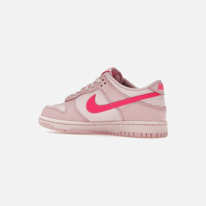 nike dunk low triple pink (Barbie)