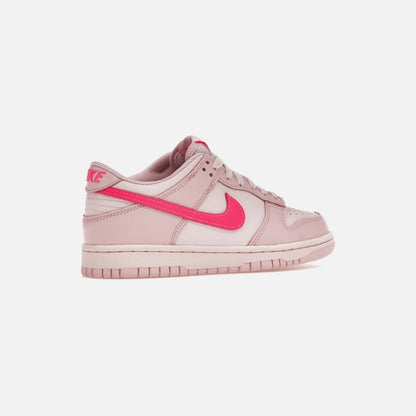 nike dunk low triple pink (Barbie)