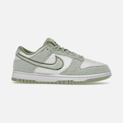 nike dunk low se fleece pack honeydew (women's)