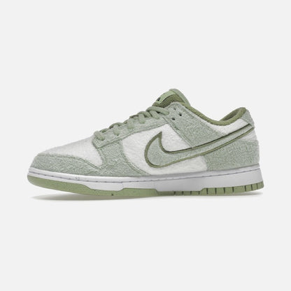 nike dunk low se fleece pack honeydew (women's)