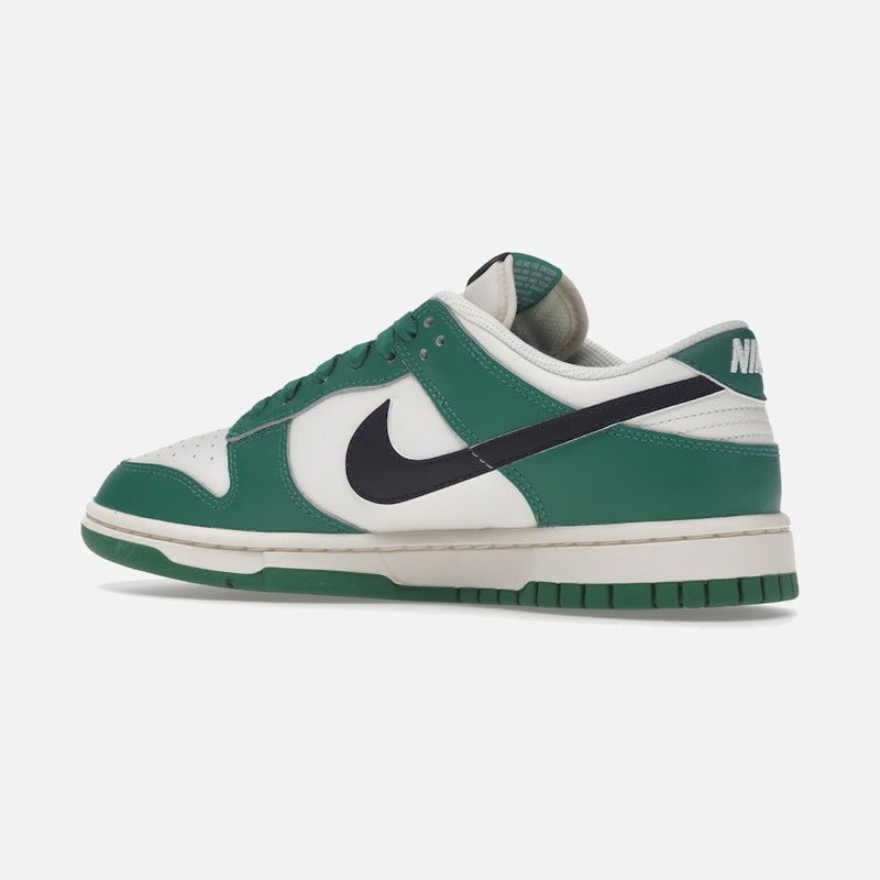 nike dunk low se lottery pack malachite green