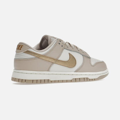 Nike dunk low phantom metallic gold (w)