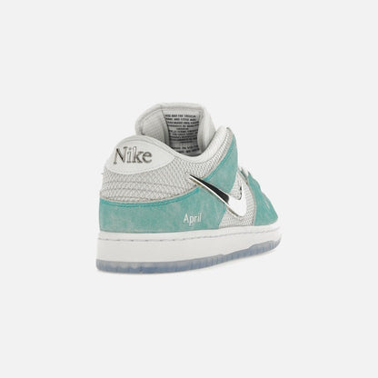 nike sb dunk low april skateboards