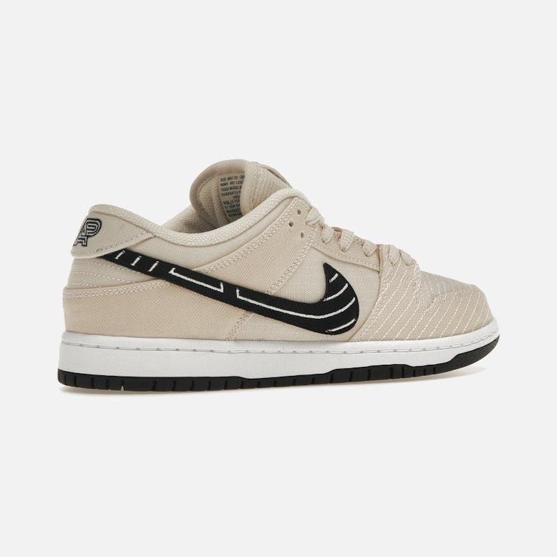 nike sb dunk low albino & preto
