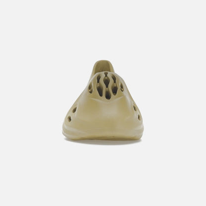 adidas yeezy foam rnnr sulfur