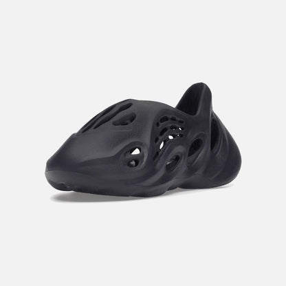 adidas yeezy foam rnr onyx