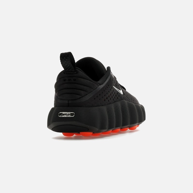 Nike Mind 002 Black Hyper Crimson