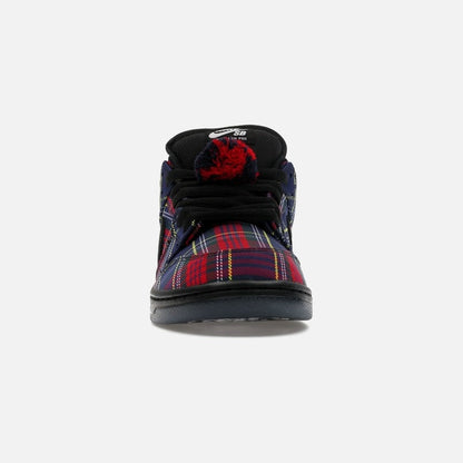 Nike SB Dunk Low “Nardwuar”