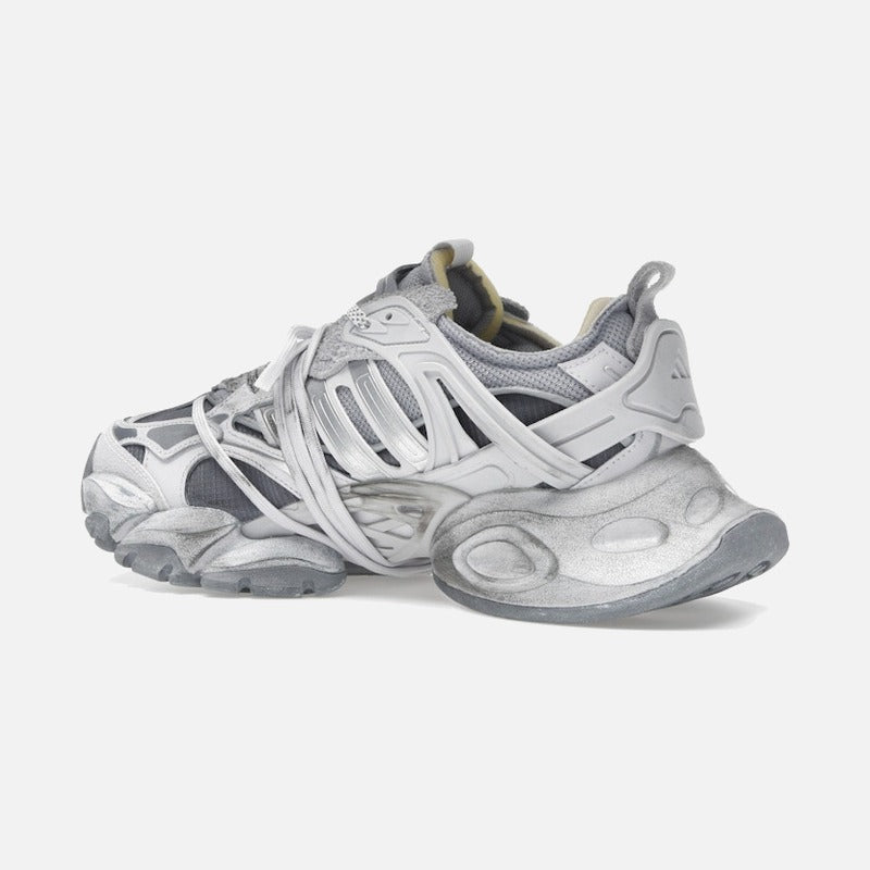 adidas XLG Runner Deluxe Gray
