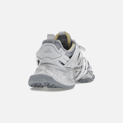 adidas XLG Runner Deluxe Gray