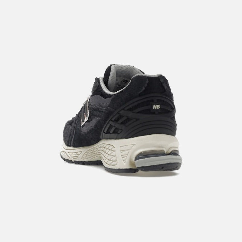 New balance 1906d protection pack black