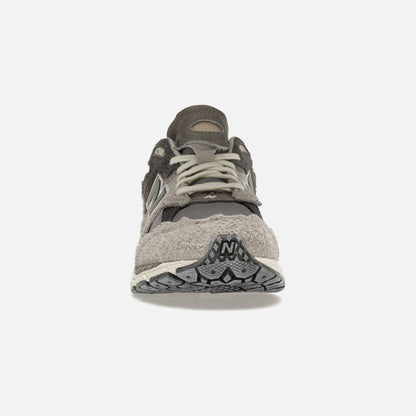 new balance 2002r protection pack rain cloud