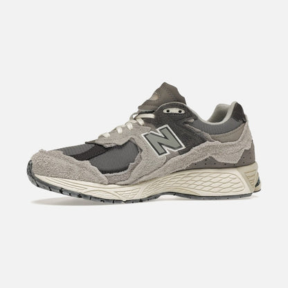 new balance 2002r protection pack rain cloud