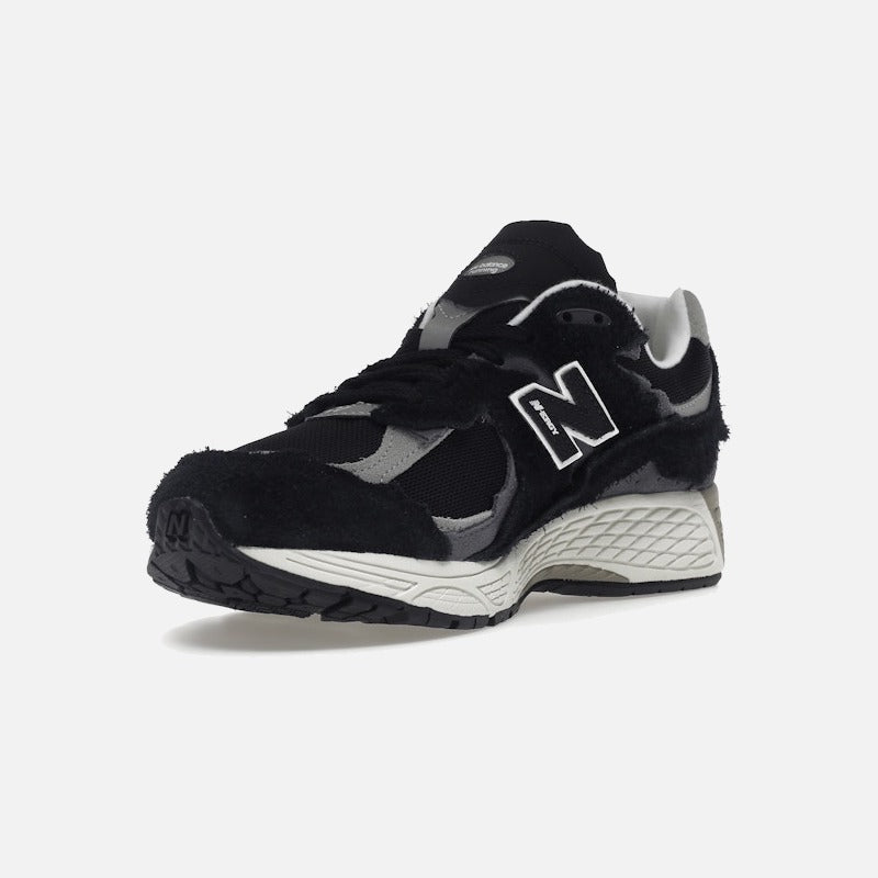 new balance 2002r protection pack black grey