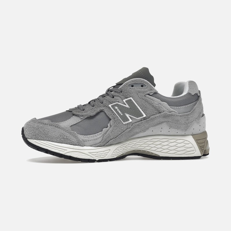 new balance 2002r protection pack grey