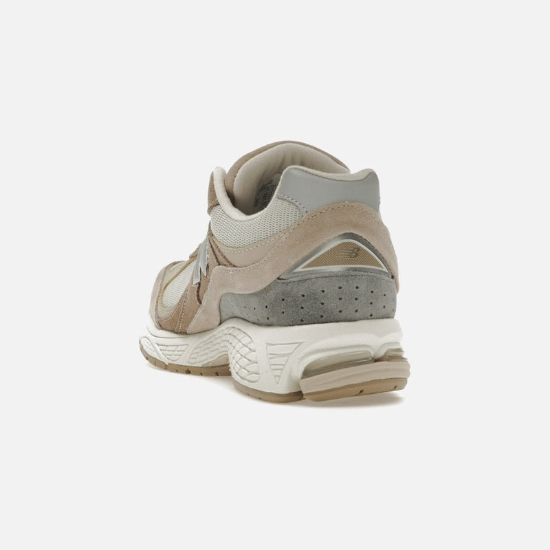New Balance 2002r Driftwood Sandstone