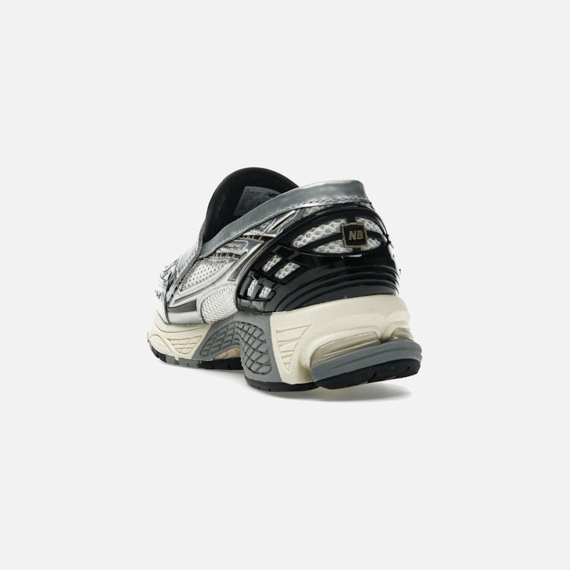 New Balance 1906L Silver Metallic Cream