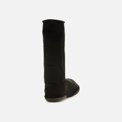 Yeezy Pods Black